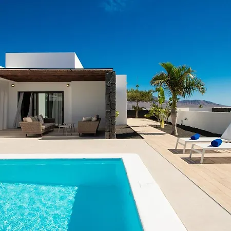 Iris By Villalia * Playa Blanca (Lanzarote)