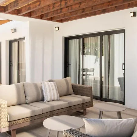 Iris By Villalia Villa *