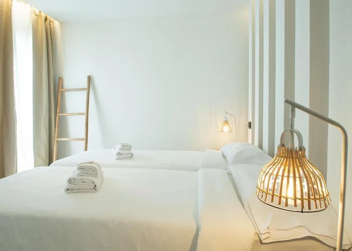 Iris By Villalia Βίλα